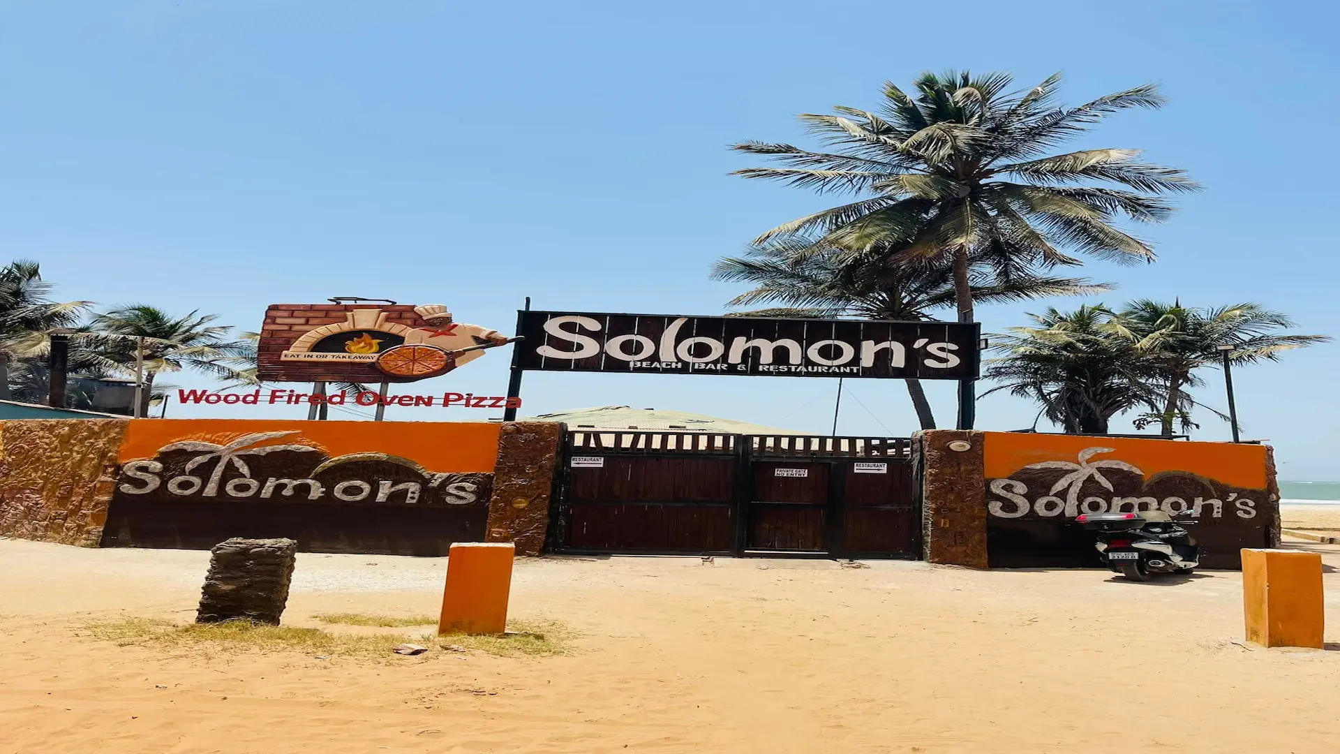 Solomon's Beach Bar and Restaurant